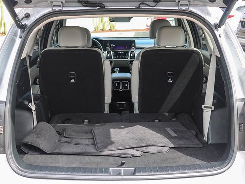 Used 2023 Kia Sorento SX image 26