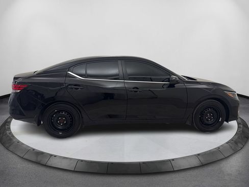 Used 2024 Nissan Sentra S w/ Lighting Package FWD image 4