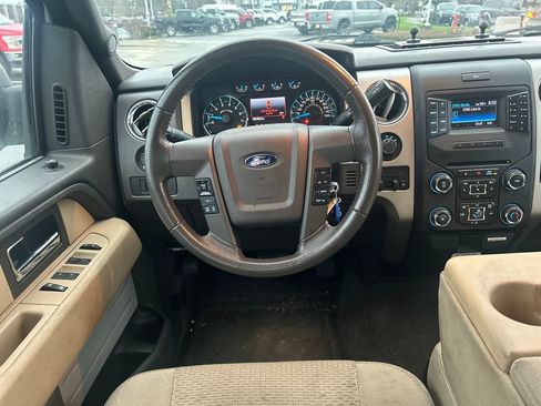 Used 2014 Ford F150 XLT w/ Equipment Group 302A Luxury image 7