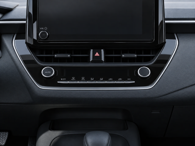 Used 2025 Toyota Corolla LE FWD image 16