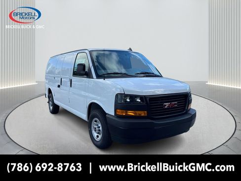 New 2025 GMC Savana 2500 w/ Driver Convenience Package image 3