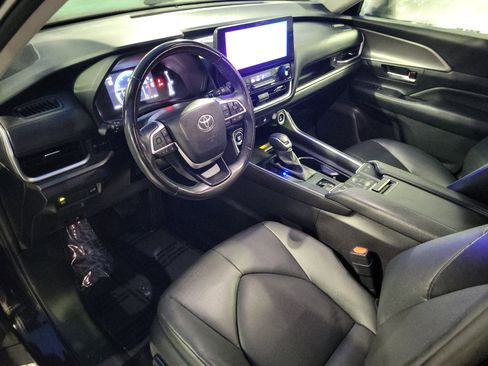 Certified 2024 Toyota Grand Highlander XLE image 18