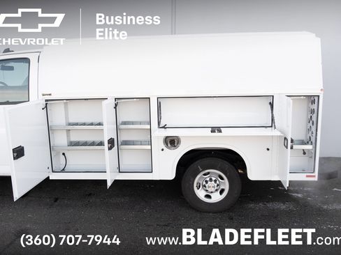 New 2024 Chevrolet Express 3500 w/ Power Convenience Package image 9
