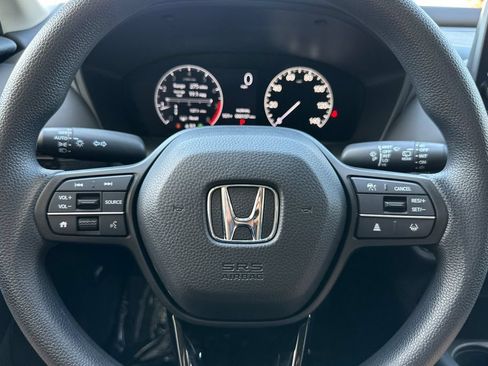 Certified 2025 Honda HR-V LX image 25