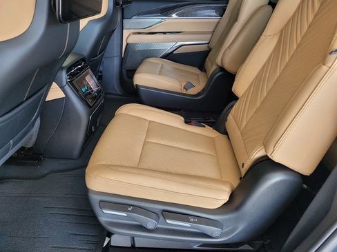 New 2025 Cadillac Escalade IQ Luxury 2 w/ LPO, Premium Carpet Package AWD/4WD image 15