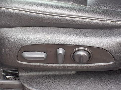 Used 2023 Chevrolet Traverse LT w/ LPO, Floor Liner Package image 4