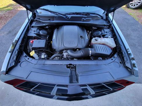 Used 2020 Dodge Challenger R/T w/ Driver Convenience Group RWD image 19