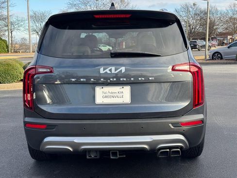 Certified 2022 Kia Telluride EX w/ EX Premium Package image 4
