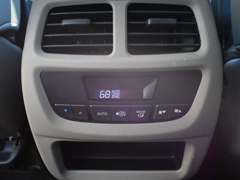 Used 2017 Honda Pilot EX-L image 39