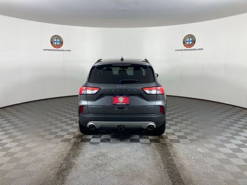 Used 2022 Ford Escape Titanium w/ Class II Trailer Tow Package image 21