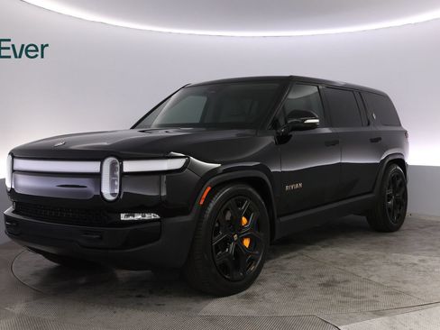 Used 2023 Rivian R1S Launch Edition AWD/4WD image 2