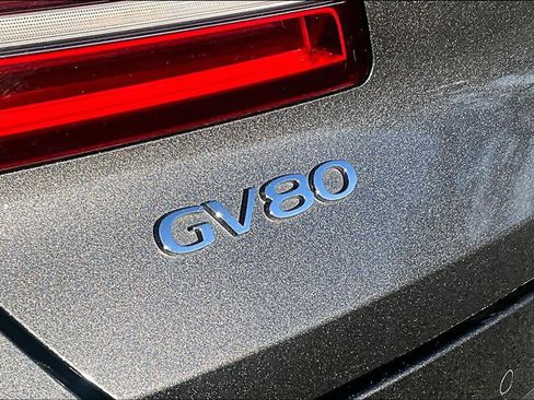 Used 2021 Genesis GV80 3.5T AWD/4WD image 30