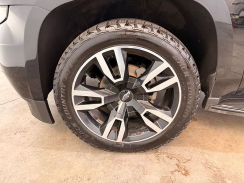 Used 2018 Chevrolet Tahoe Premier image 16