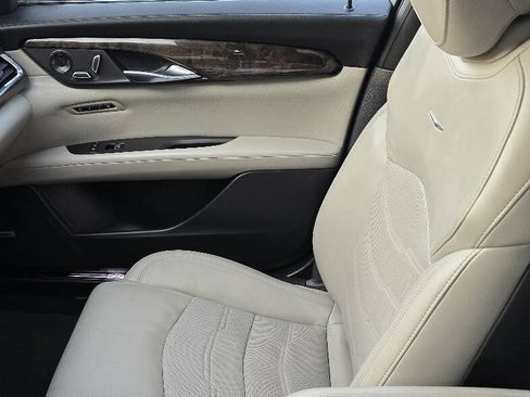 Used 2017 Cadillac CT6 Luxury RWD image 18