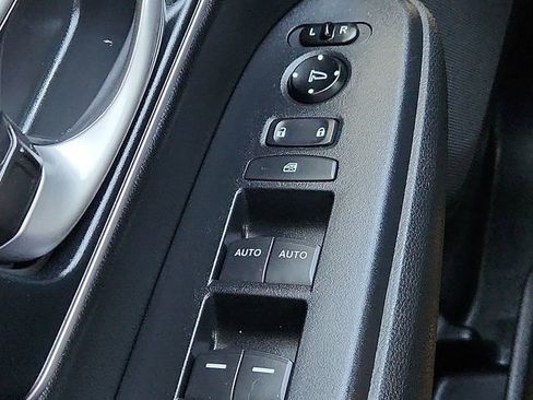 Used 2020 Honda CR-V Touring image 22