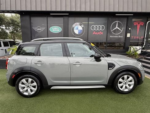 Used 2017 MINI Cooper Countryman FWD image 8