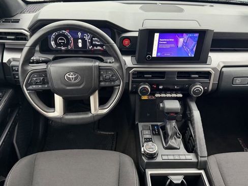 Used 2025 Toyota 4Runner TRD Off-Road AWD/4WD image 10