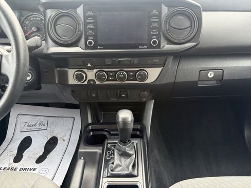 Used 2022 Toyota Tacoma SR image 29