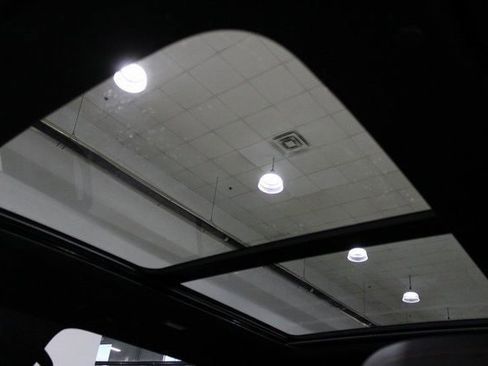 New 2026 Chevrolet Traverse RS image 15