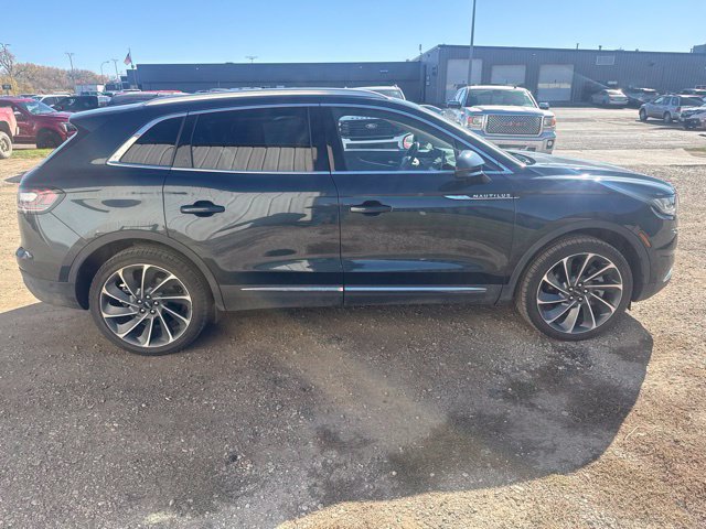 Used 2022 Lincoln Nautilus Reserve w/ Equipment Group 202A AWD/4WD image 12