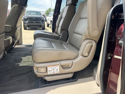 Used 2014 Honda Odyssey EX-L image 14