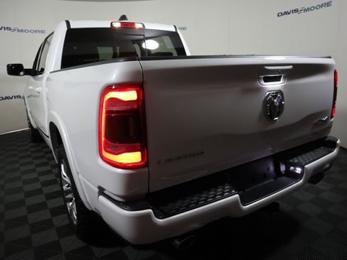 Used 2024 RAM 1500 Limited w/ Body Color Bumper Group image 9