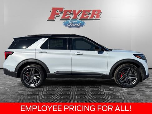 New 2026 Ford Explorer ST AWD/4WD image 8