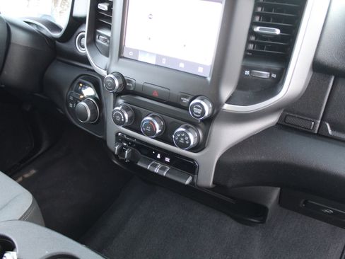 Used 2024 RAM 2500 Big Horn w/ Bed Utility Group image 19