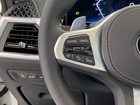 New 2026 BMW X5 xDrive40i w/ M Sport Package image 17