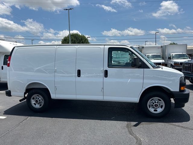 New 2025 GMC Savana 2500 w/ Communications Package RWD image 11