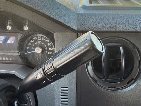 Used 2016 Ford F250 XL w/ Power Equipment Group image 23