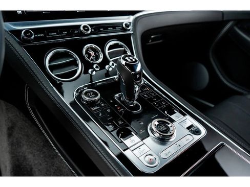 Used 2023 Bentley Continental GT V8 image 35