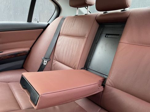 Used 2006 BMW 325i Sedan image 49