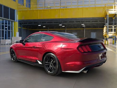 Used 2017 Ford Mustang Premium image 7