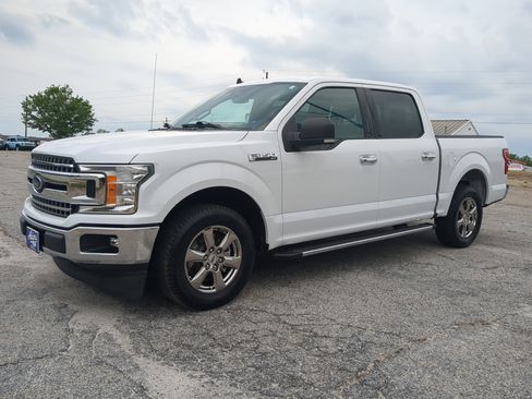 Certified 2020 Ford F150 XLT w/ Equipment Group 302A Luxury RWD image 6