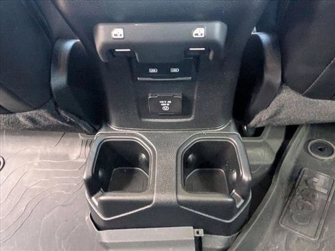 Used 2023 Jeep Gladiator Rubicon w/ LED Lighting Group AWD/4WD image 13