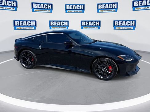 Used 2024 Nissan Z Performance w/ Floor Mat Package RWD image 9