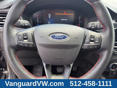 Used 2025 Ford Escape ST-Line Select AWD/4WD image 18