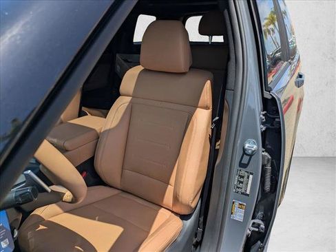 New 2026 Hyundai Santa Fe Limited AWD/4WD image 17