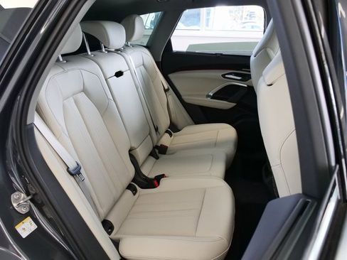 New 2025 Audi Q5 Premium Plus image 14