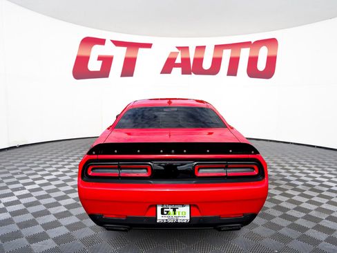 Used 2015 Dodge Challenger SRT Hellcat image 6