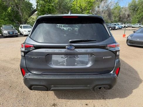 Used 2025 Subaru Forester Touring AWD/4WD image 4