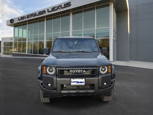 Used 2024 Toyota Land Cruiser image 8