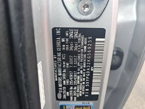 Used 2019 Kia Sorento AWD w/ LX Convenience Package image 37