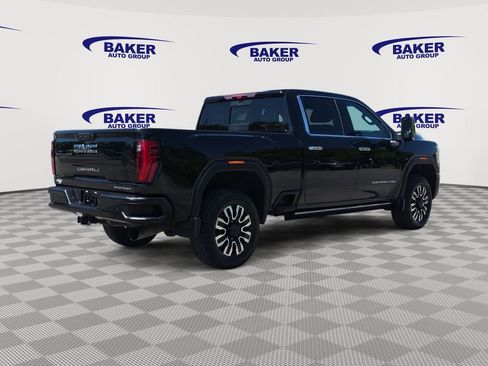 Used 2025 GMC Sierra 2500 Denali Ultimate AWD/4WD image 5