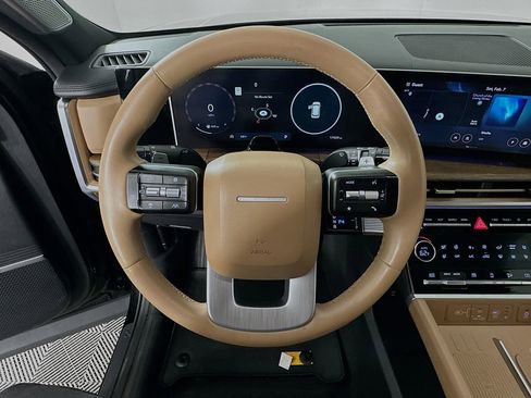 Used 2024 Hyundai Santa Fe Limited image 11