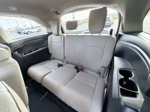 Used 2022 Honda Odyssey EX-L image 29
