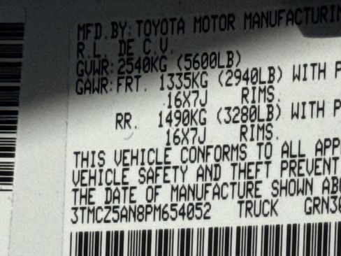 Used 2023 Toyota Tacoma SR5 w/ Technology Package image 31