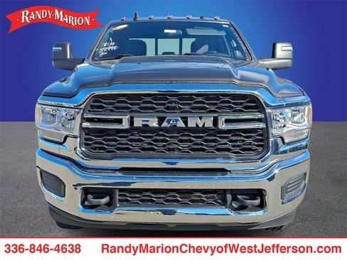 Used 2024 RAM 2500 Tradesman w/ Chrome Appearance Group image 2