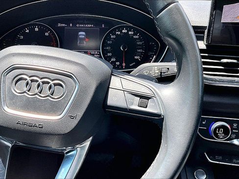 Used 2022 Audi Q5 2.0T Premium w/ Convenience Package AWD/4WD image 16